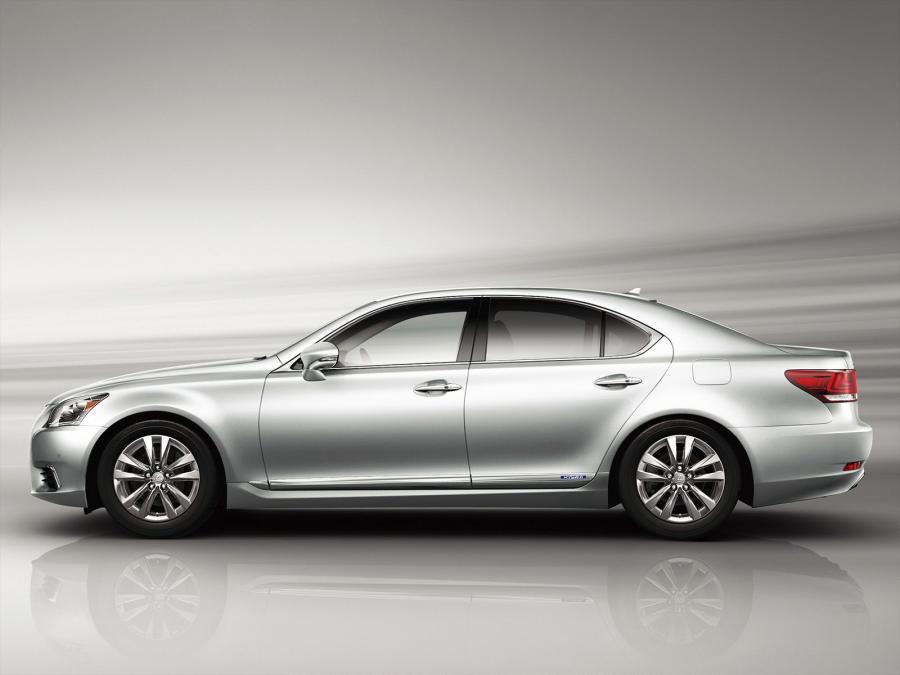  Lexus LS600h 2012 года  (JP) (фото 6 из 7)